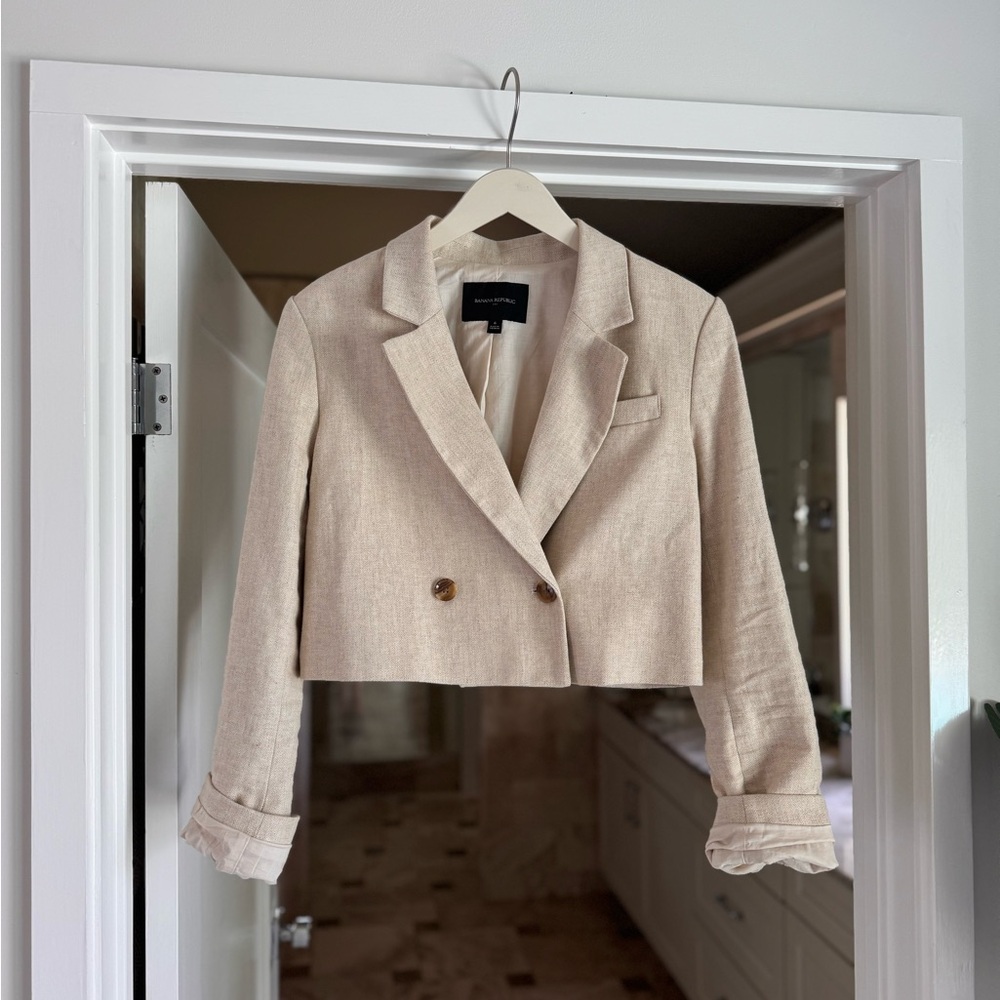 Linen Cropped Blazer